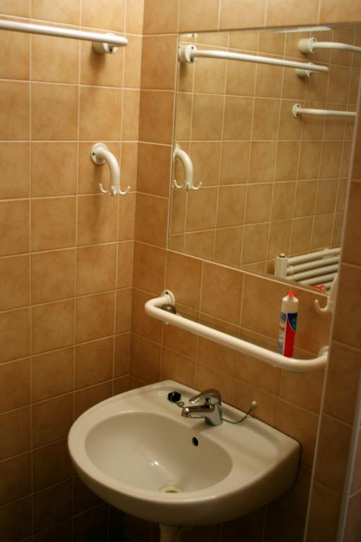 Dizzy Daisy Hostel Prag Rum bild